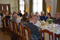 Spotkanie członków kartuskiego koła Polskiego Związku Niewidomych w ramach obchodów Dnia Białej Laski